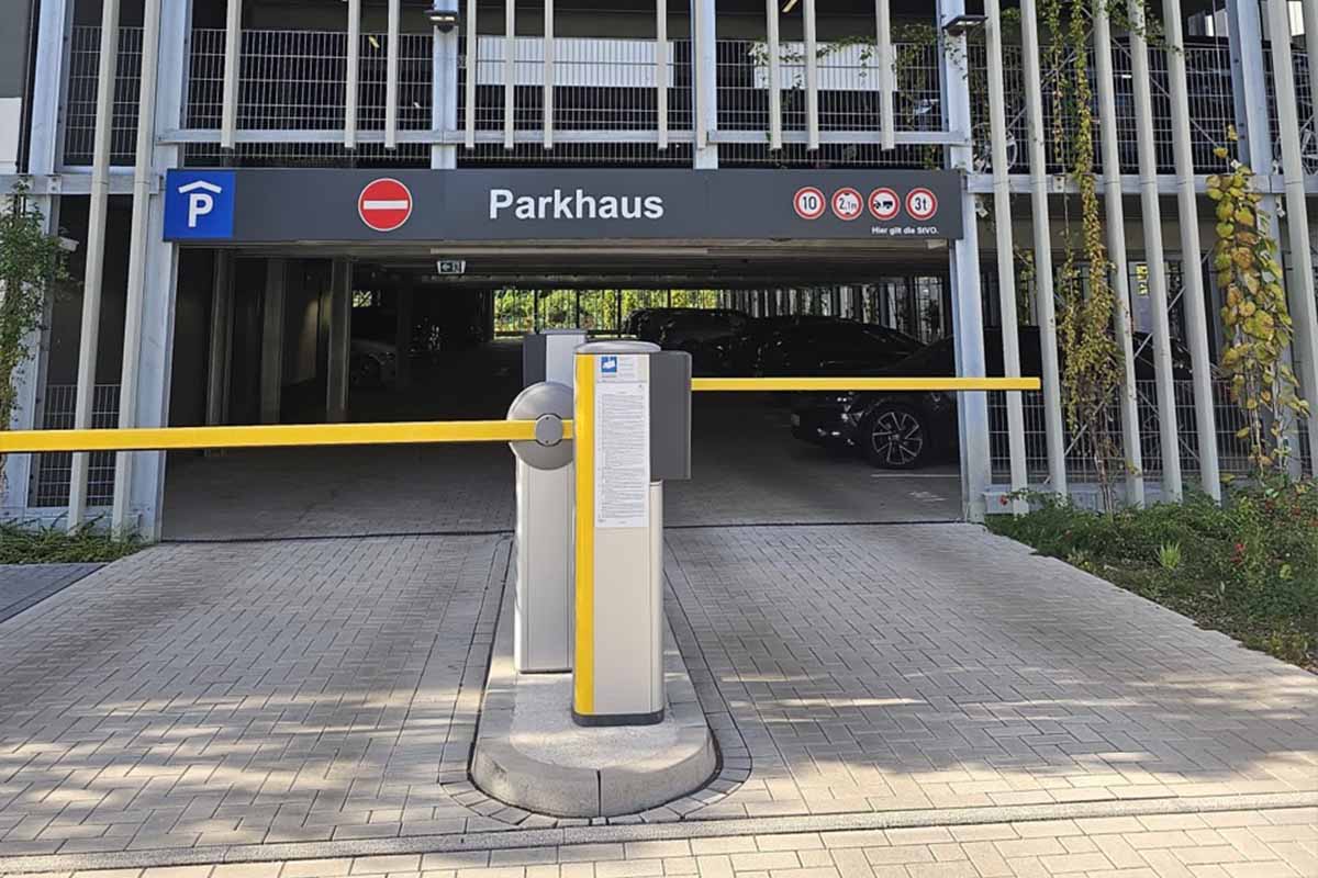 Flughafen Düsseldorf Vip Parken Preise flughafenstellplatz.de