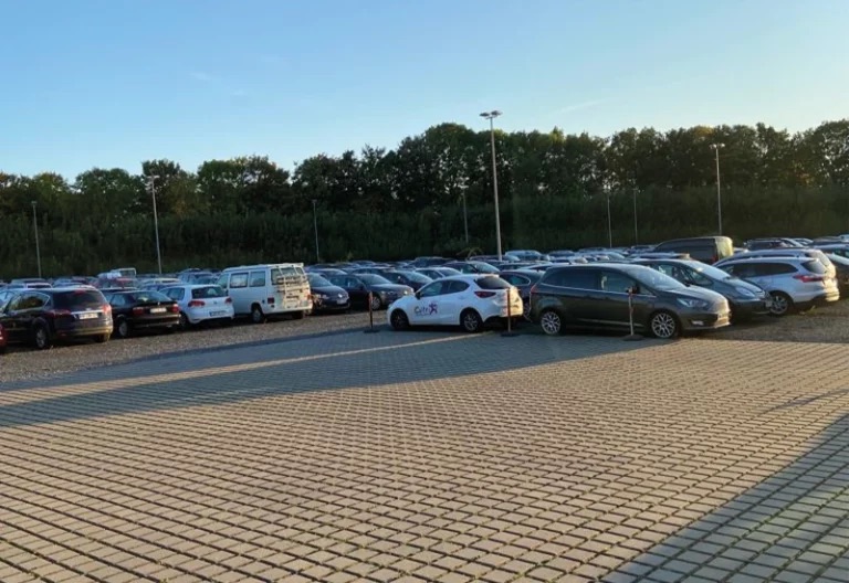 Flughafen Dortmund Parken 800 Meter Vom Flughafen flughafenstellplatz.de