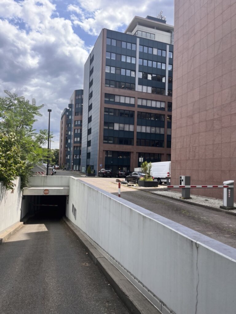 cleverparken frankfurt garage ausfahrt