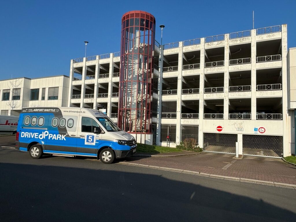 drive&park bus indoor 2