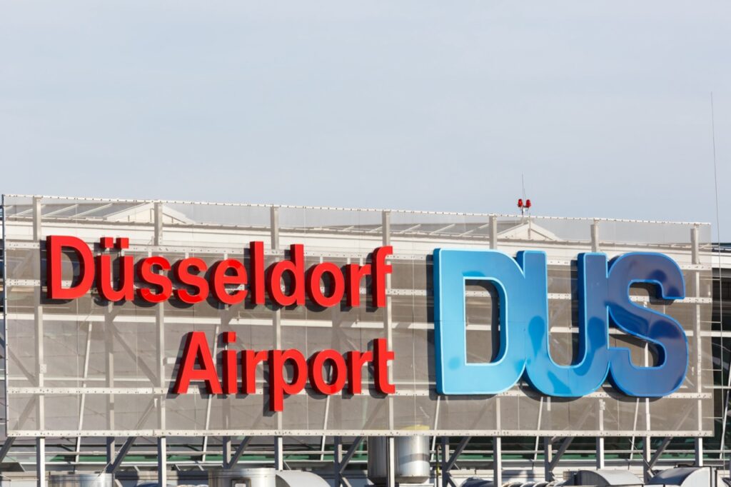 Parken Flughafen Düsseldorf Bochumer Straße flughafenstellplatz.de