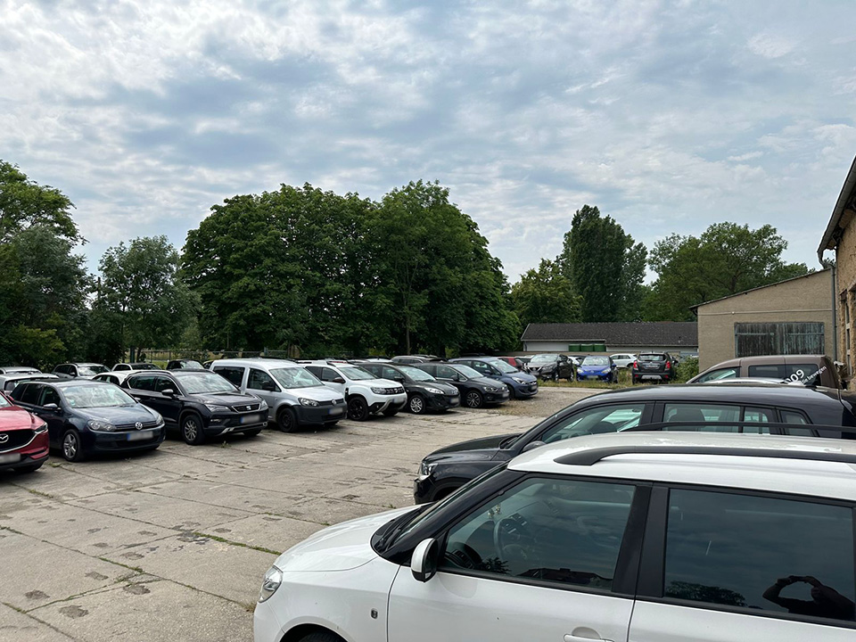 Günstig Parken Flughafen Leipzig Und Die Gehts Los flughafenstellplatz.de