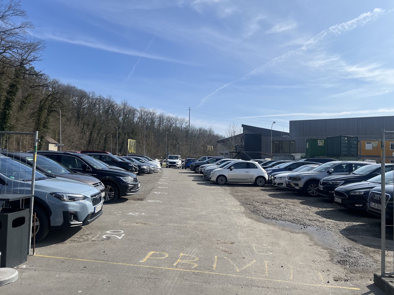Parken Flughafen Zürich - Ohne Schlüsselabgabe flughafenstellplatz.de